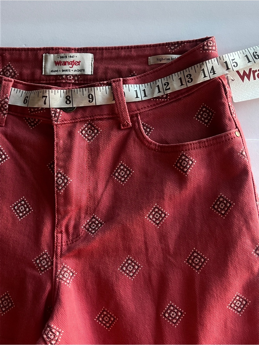 NWT Wrangler Women's High Rise Bold Boot Jean Red Diamond Bay 4/27 x 32 - Picture 9 of 17